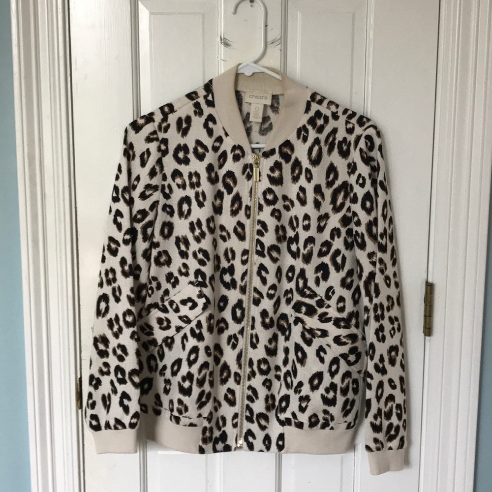 Light-weight bomber jacket